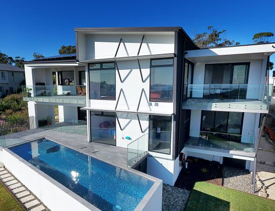 Modern House With Swimming Pool — Peter Sosso Building in Port Stephens NSW